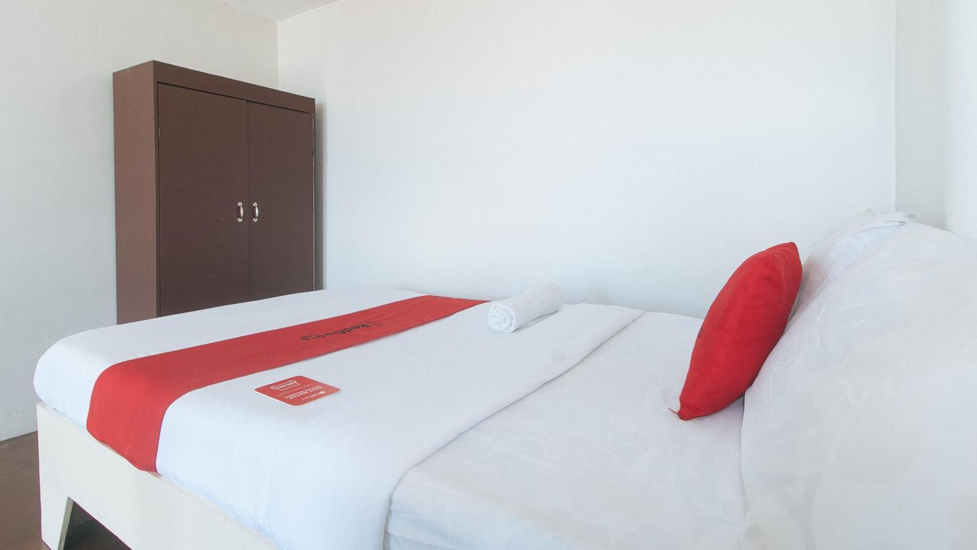 Reddoorz At Goldentown Hotel Davao City Exterior foto